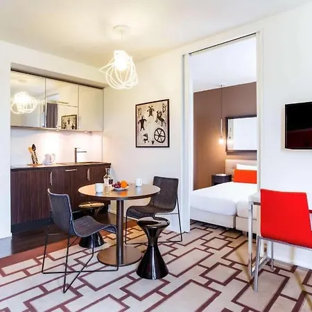 Disneyland Deluxe Flat, Outside Pool, Climatisation, 1 Min To Disney Parks Serris Extérieur photo