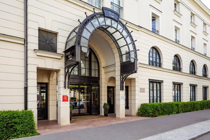 Disneyland Deluxe Flat, Outside Pool, Climatisation, 1 Min To Parks